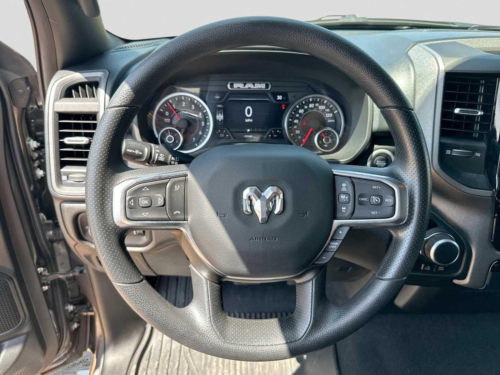 2026 RAM 1500 Warlock Crew Cab 4x4 5'7' Box
