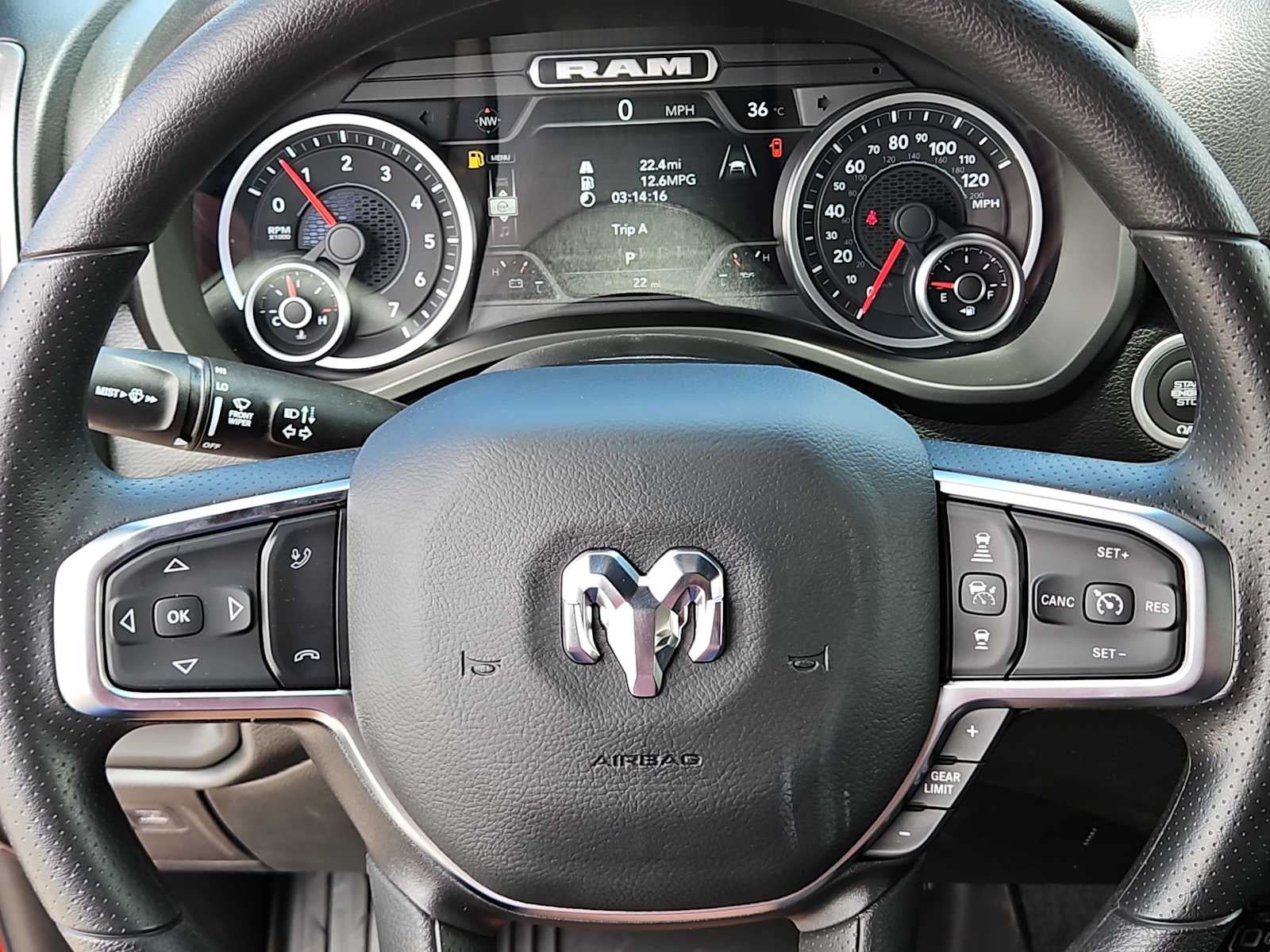 2026 RAM 1500 RAM 1500 WARLOCK CREW CAB 4X4 5'7' BOX