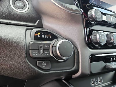 2026 RAM 1500 RAM 1500 EXPRESS CREW CAB 4X4 5'7' BOX