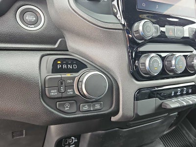 2026 RAM 1500 RAM 1500 WARLOCK CREW CAB 4X4 5'7' BOX