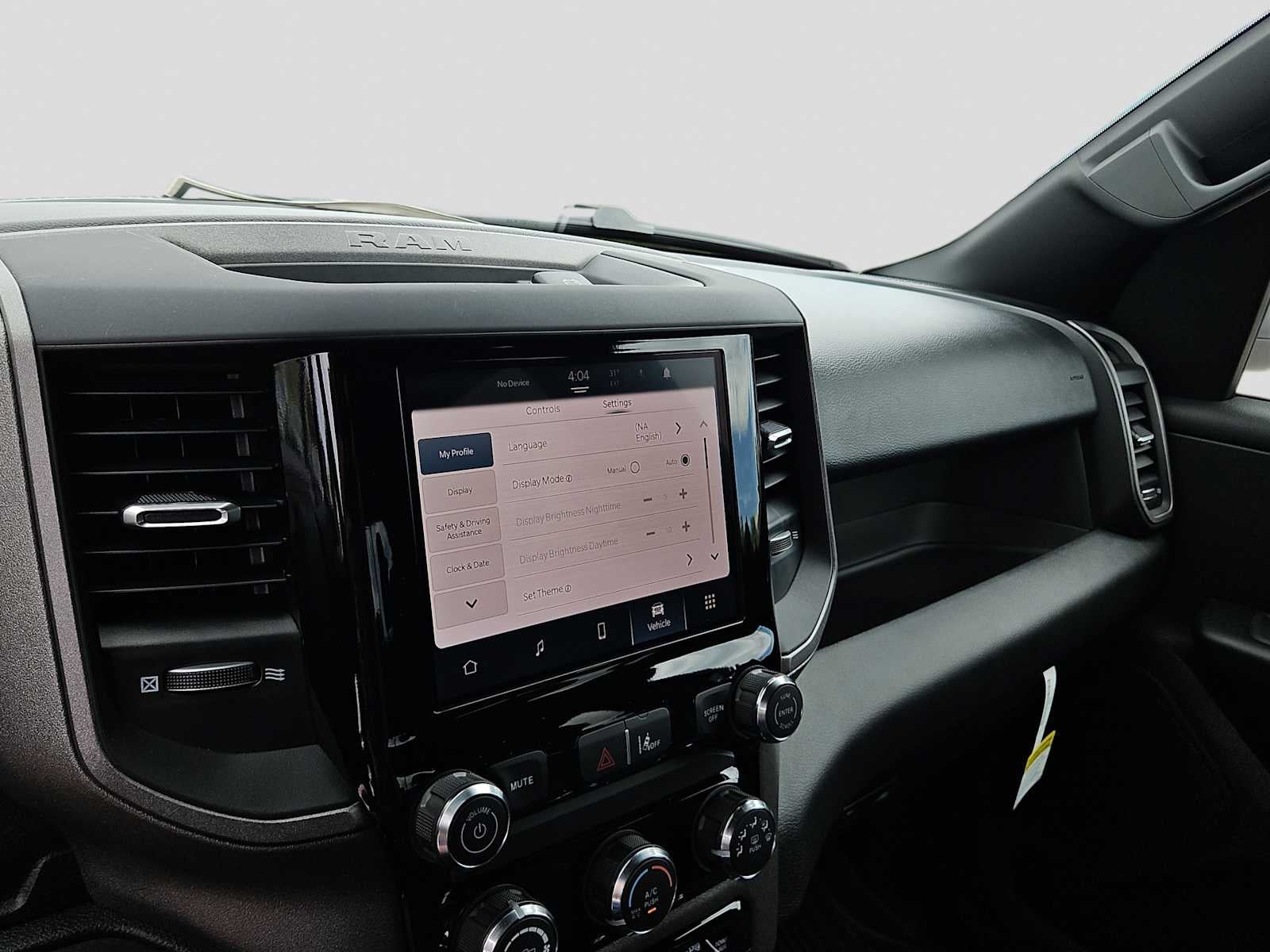 2026 RAM 1500 RAM 1500 WARLOCK CREW CAB 4X4 5'7' BOX