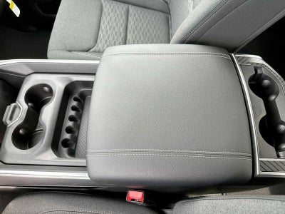2027 RAM 1500 RAM 1500 EXPRESS CREW CAB 4X4 5'7' BOX