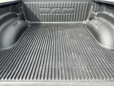 2027 RAM 1500 RAM 1500 EXPRESS CREW CAB 4X4 5'7' BOX