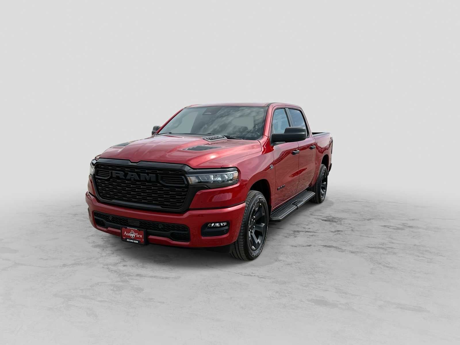 2027 RAM 1500 RAM 1500 EXPRESS CREW CAB 4X4 5'7' BOX