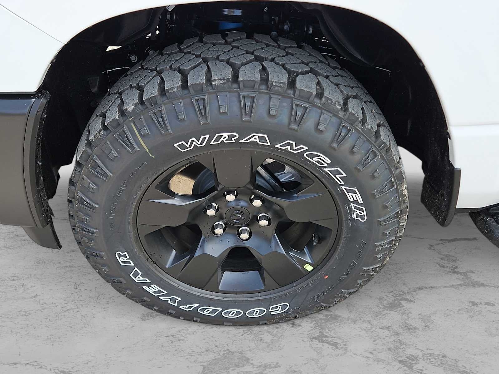 2026 RAM 1500 RAM 1500 WARLOCK CREW CAB 4X4 5'7' BOX