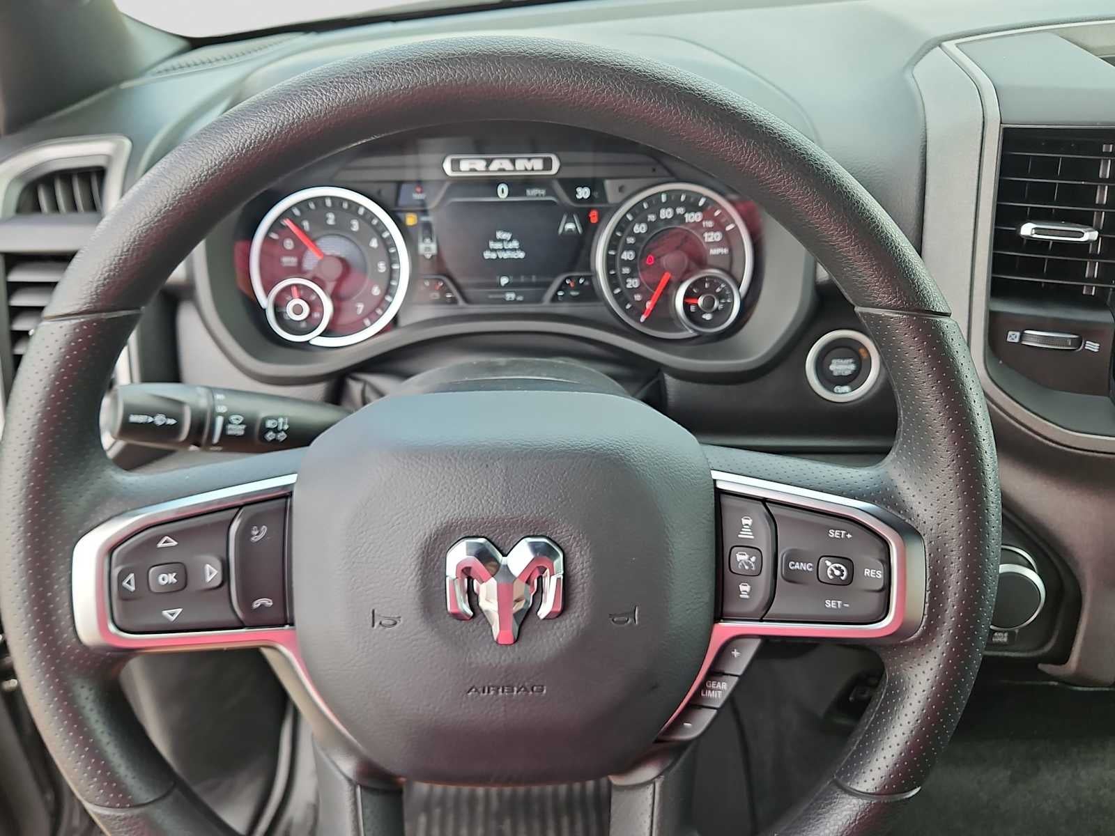 2026 RAM 1500 RAM 1500 WARLOCK CREW CAB 4X4 5'7' BOX