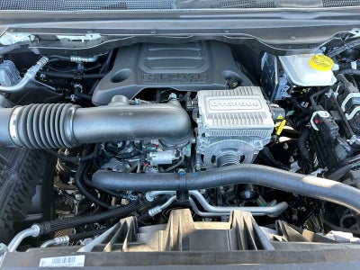 2027 RAM 1500 RAM 1500 EXPRESS CREW CAB 4X4 5'7' BOX