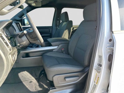 2027 RAM 1500 RAM 1500 EXPRESS CREW CAB 4X4 5'7' BOX