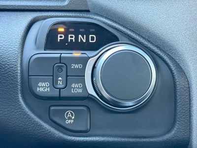 2027 RAM 1500 RAM 1500 EXPRESS CREW CAB 4X4 5'7' BOX