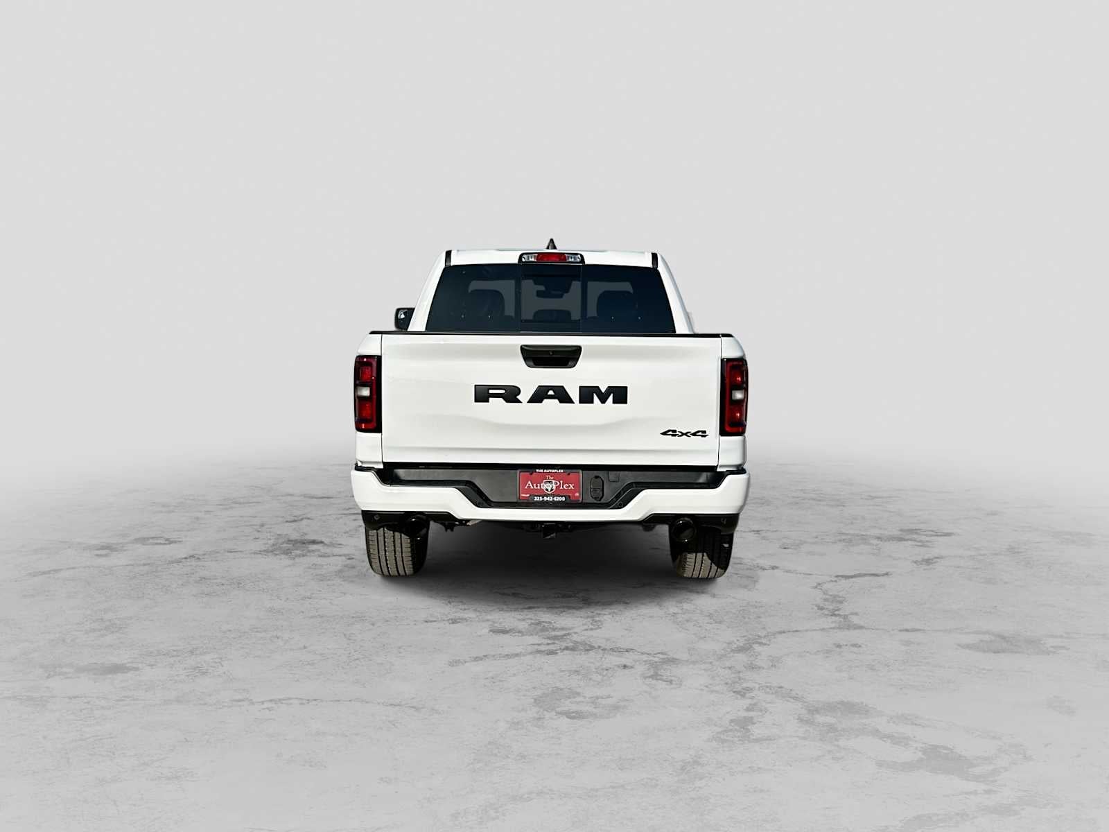 2027 RAM 1500 RAM 1500 EXPRESS CREW CAB 4X4 5'7' BOX