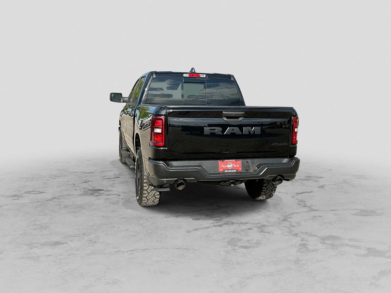 2027 RAM 1500 RAM 1500 WARLOCK CREW CAB 4X4 5'7' BOX