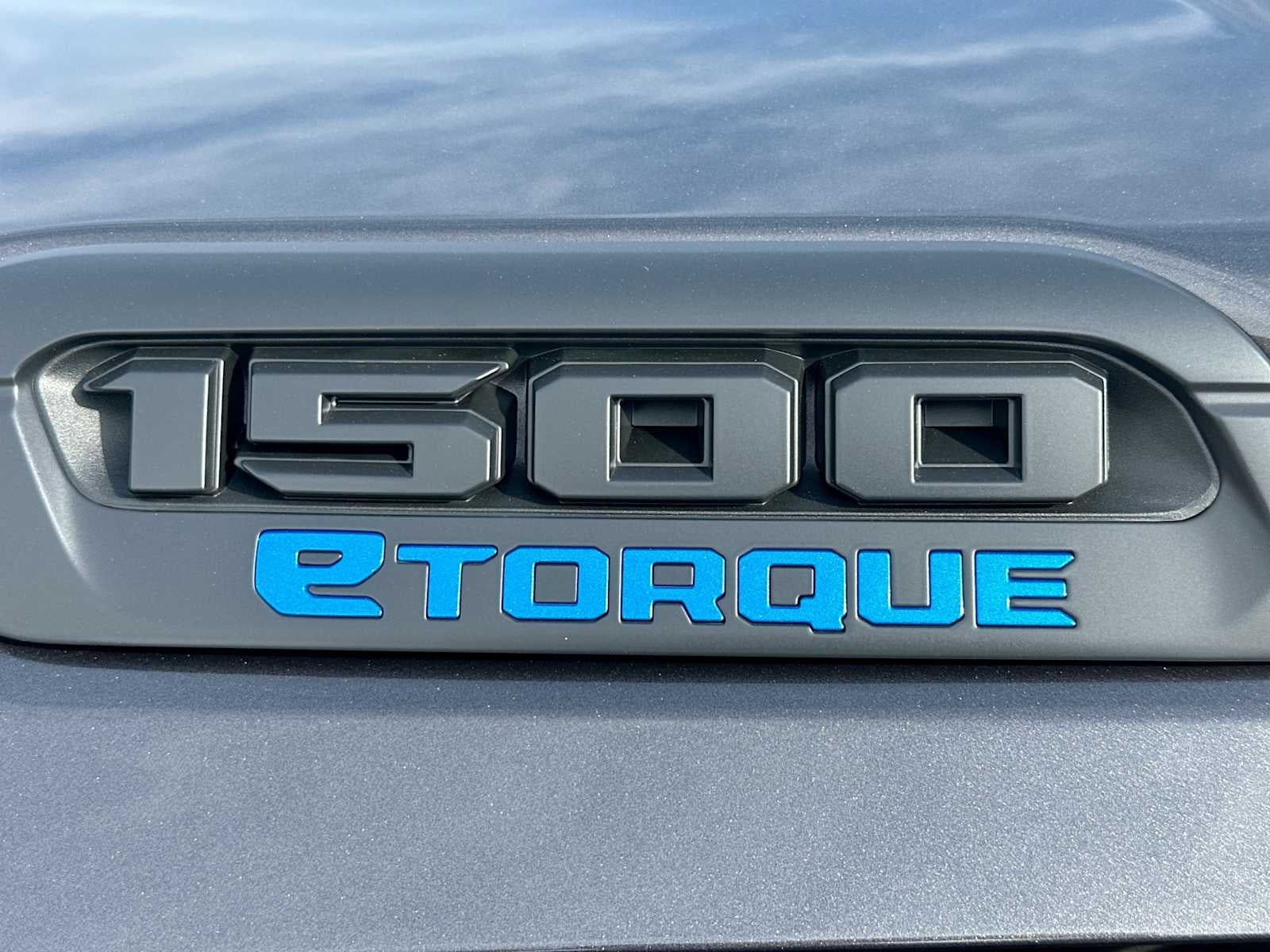 2027 RAM 1500 RAM 1500 WARLOCK CREW CAB 4X4 5'7' BOX