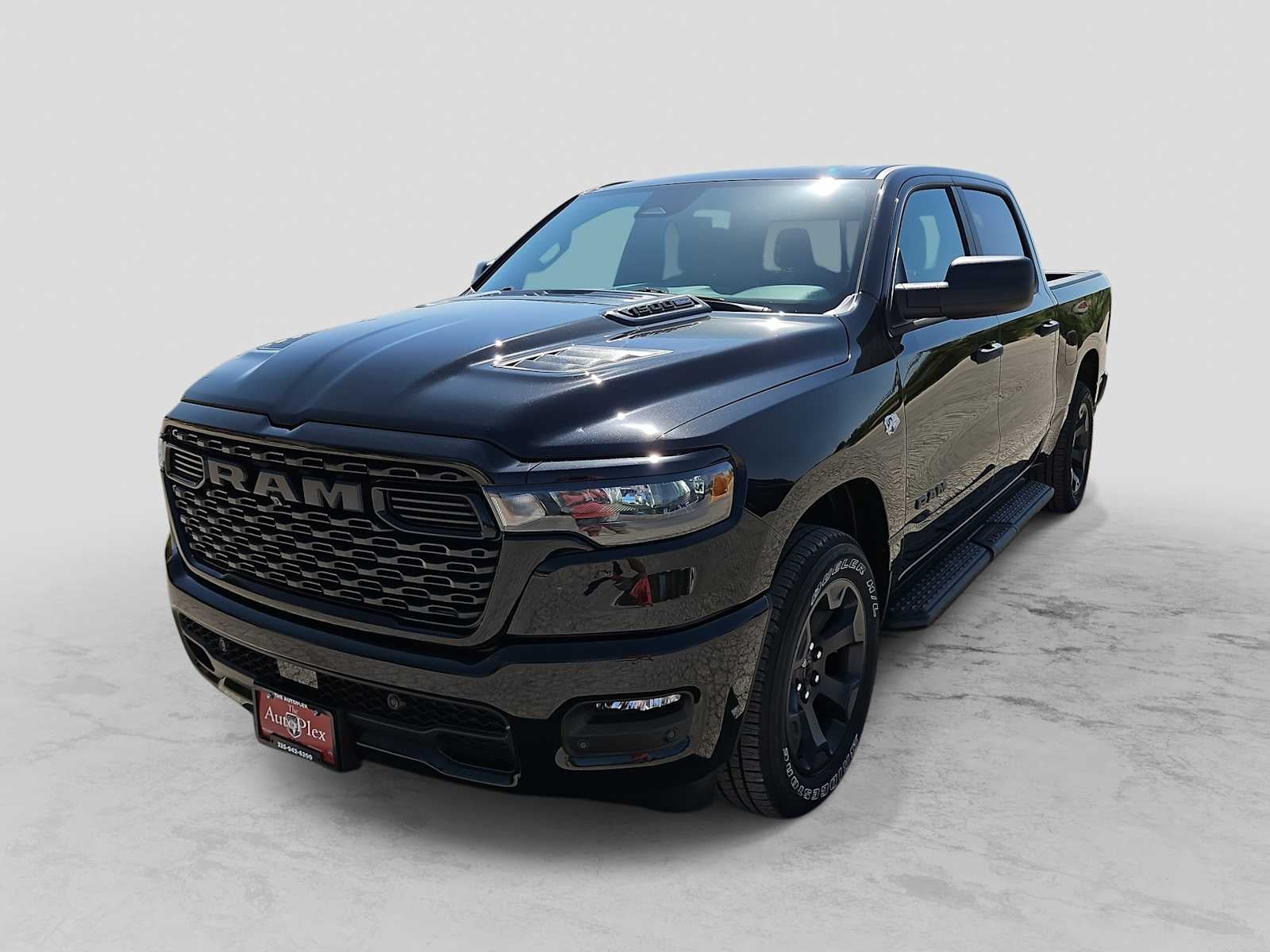 2026 RAM 1500 RAM 1500 EXPRESS CREW CAB 4X4 5'7' BOX