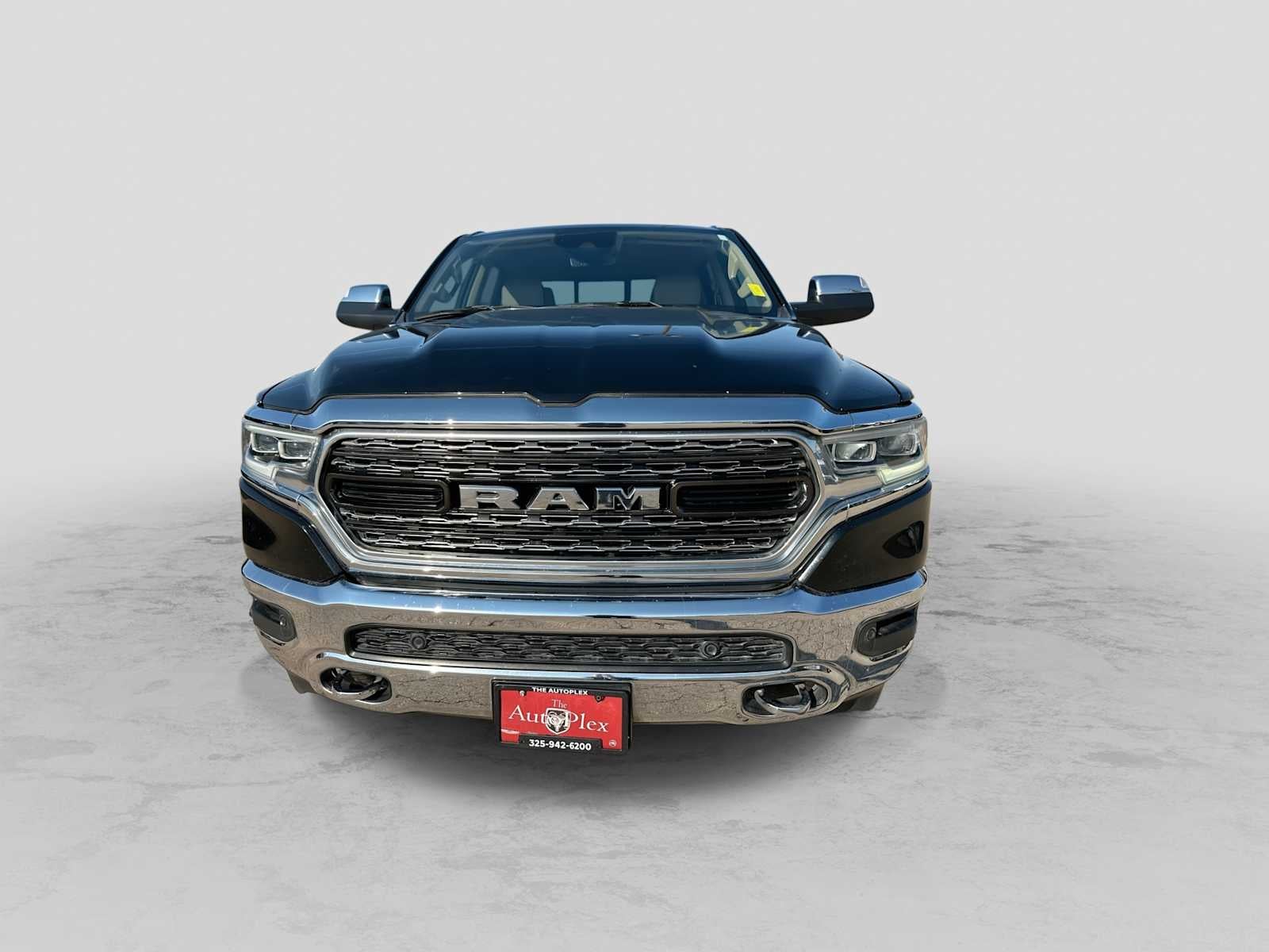 2021 RAM 1500 Limited Crew Cab 4x4 5'7' Box
