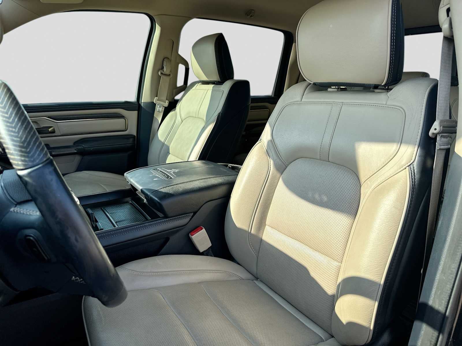 2021 RAM 1500 Limited Crew Cab 4x4 5'7' Box