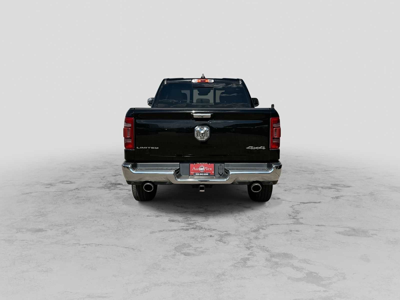 2021 RAM 1500 Limited Crew Cab 4x4 5'7' Box