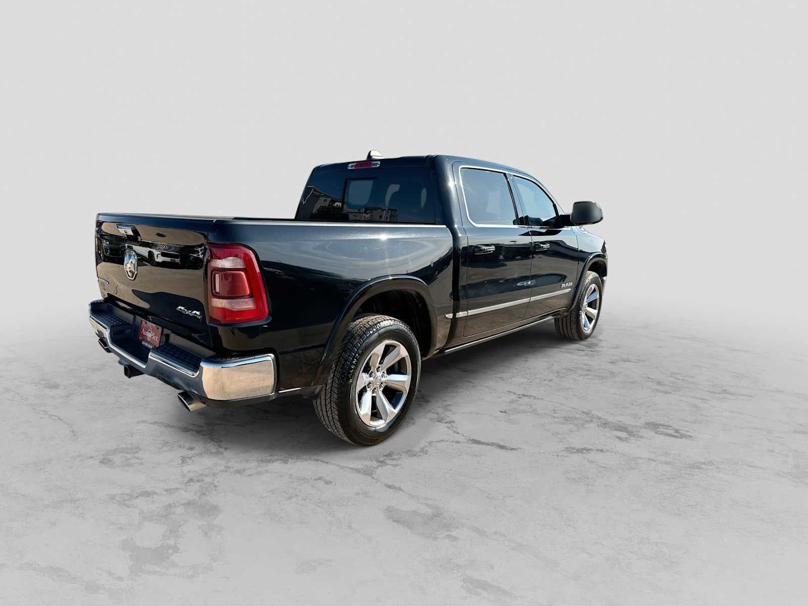 2021 RAM 1500 Limited Crew Cab 4x4 5'7' Box