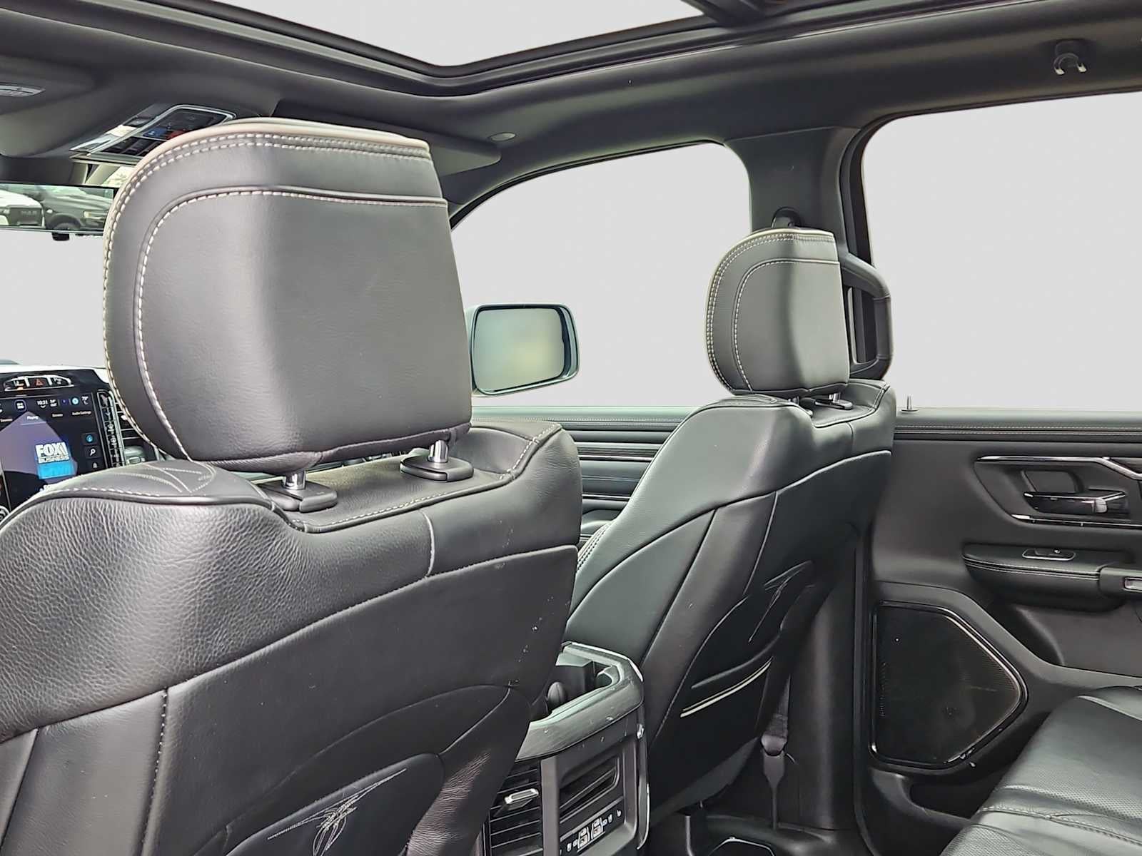 2022 RAM 1500 Limited Crew Cab 4x4 5'7' Box