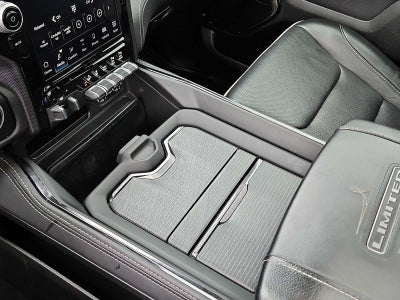 2022 RAM 1500 Limited Crew Cab 4x4 5'7' Box