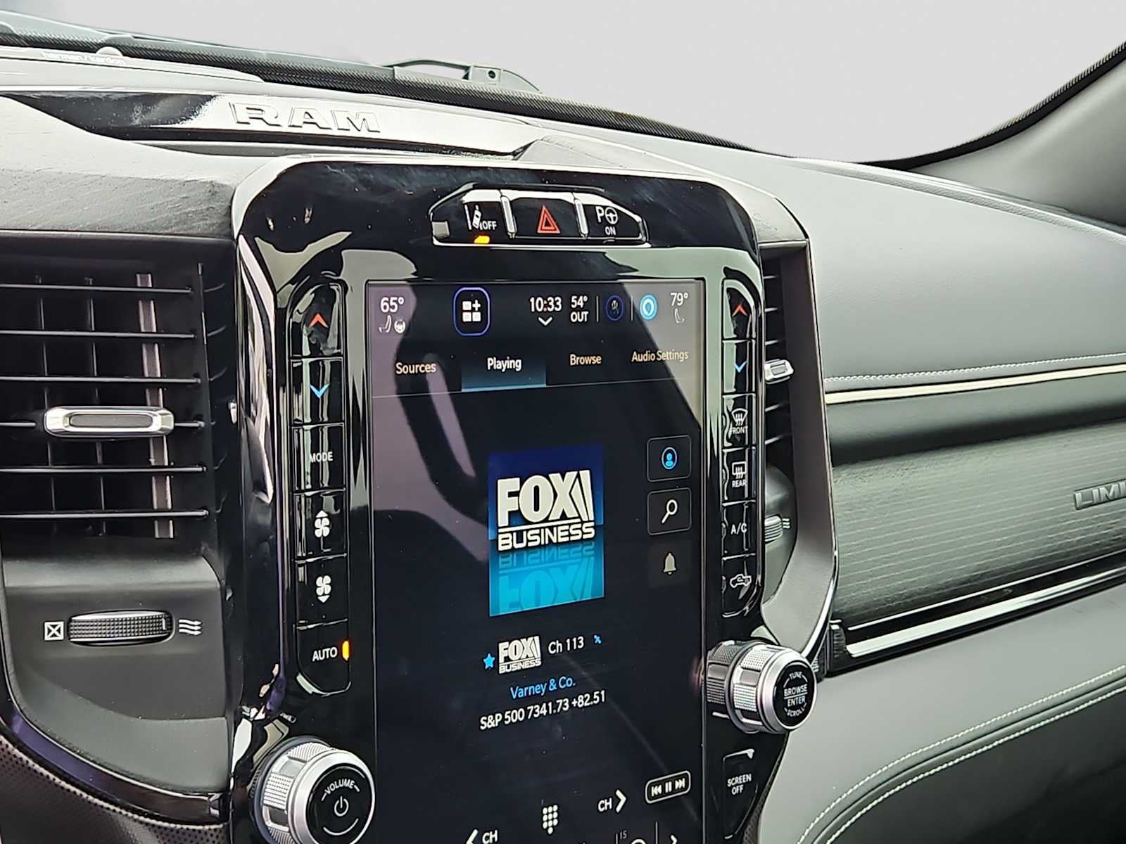 2022 RAM 1500 Limited Crew Cab 4x4 5'7' Box