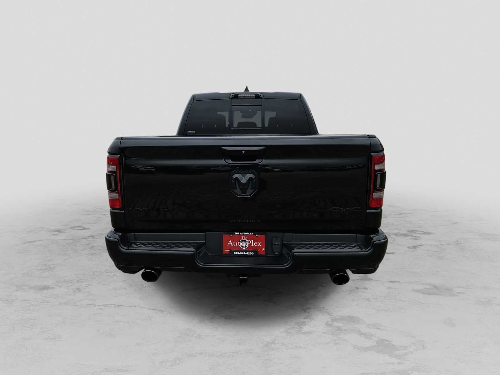 2022 RAM 1500 Limited Crew Cab 4x4 5'7' Box