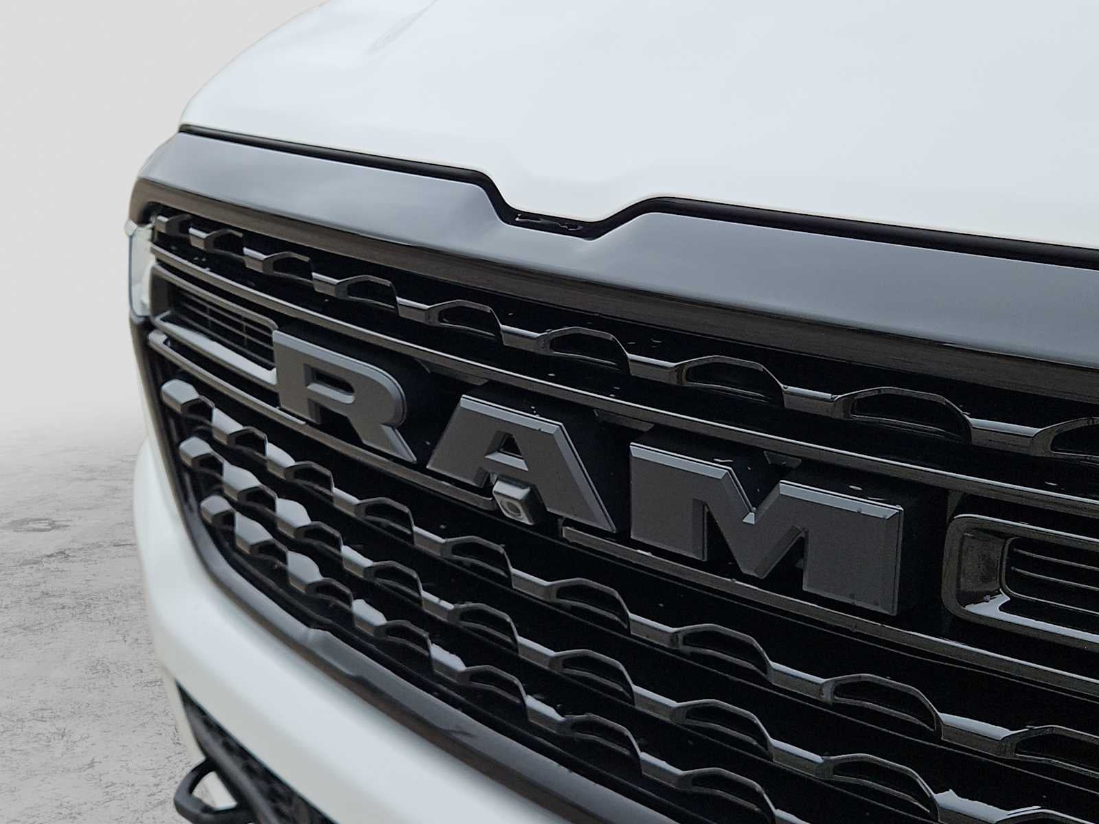 2026 RAM 1500 RAM 1500 LIMITED CREW CAB 4X4 5'7' BOX