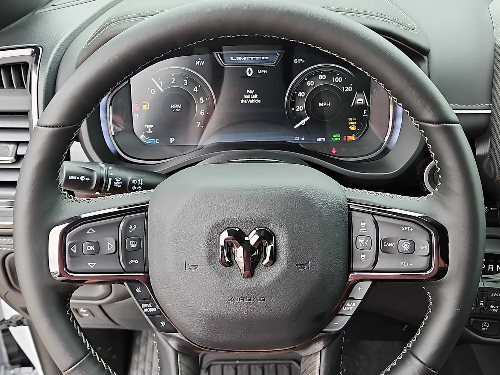 2026 RAM 1500 RAM 1500 LIMITED CREW CAB 4X4 5'7' BOX