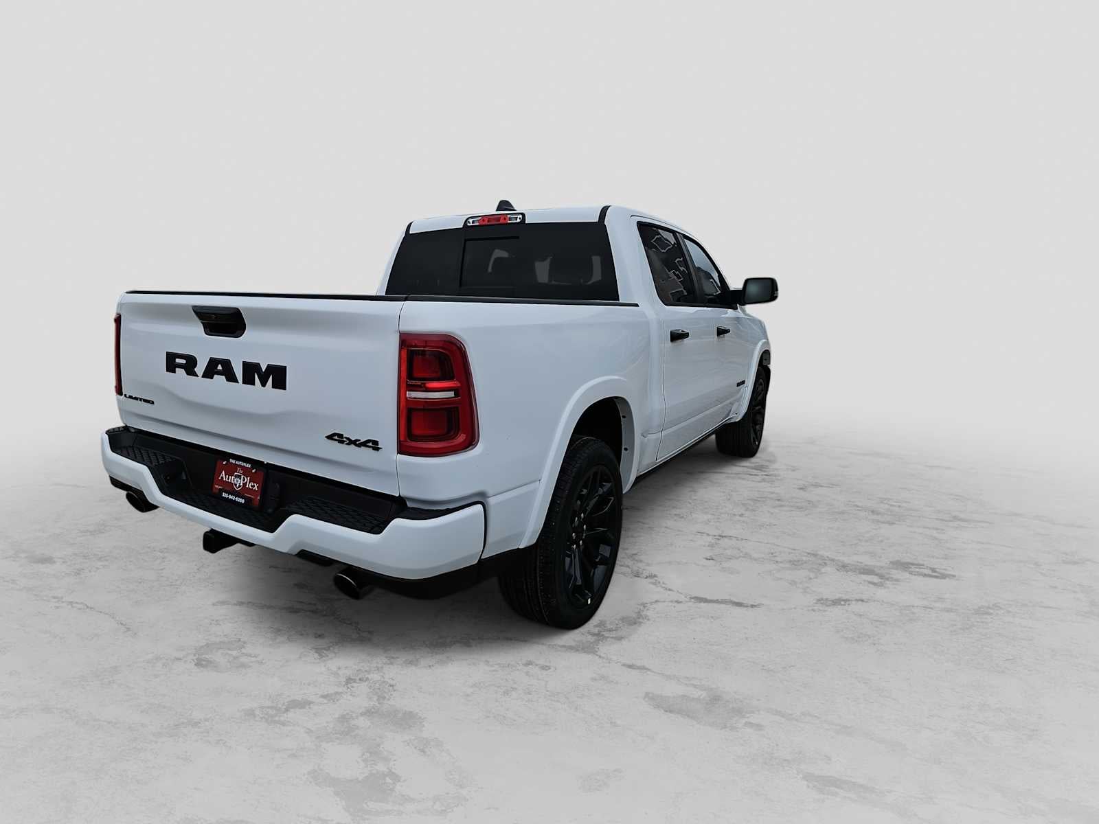 2026 RAM 1500 RAM 1500 LIMITED CREW CAB 4X4 5'7' BOX