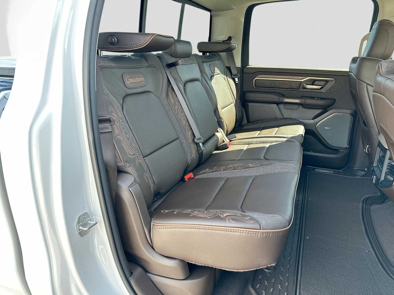 2027 RAM 1500 RAM 1500 LONGHORN CREW CAB 4X4 5'7' BOX