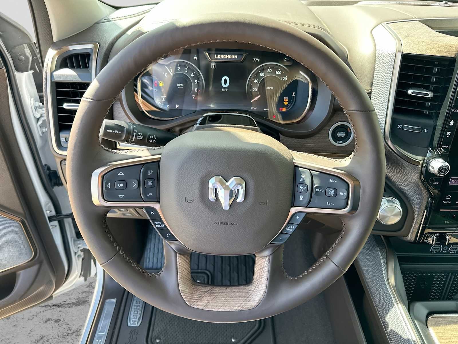 2027 RAM 1500 RAM 1500 LONGHORN CREW CAB 4X4 5'7' BOX