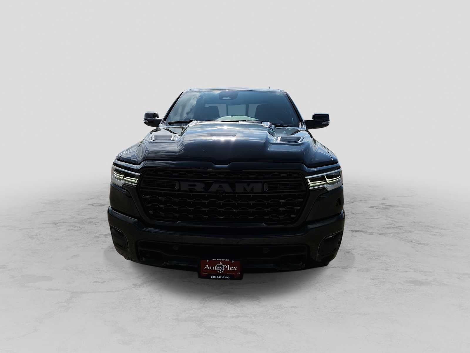 2026 RAM Ram 1500 RAM 1500 LIMITED CREW CAB 4X4 5'7' BOX