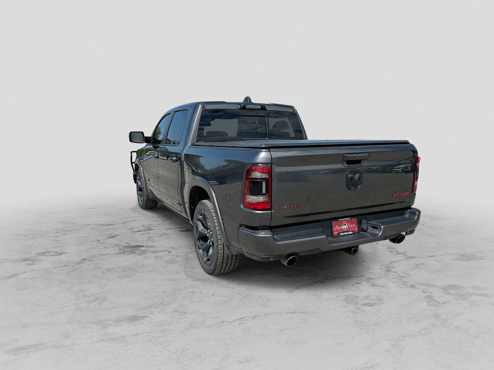 2022 RAM 1500 Limited Crew Cab 4x4 5'7' Box