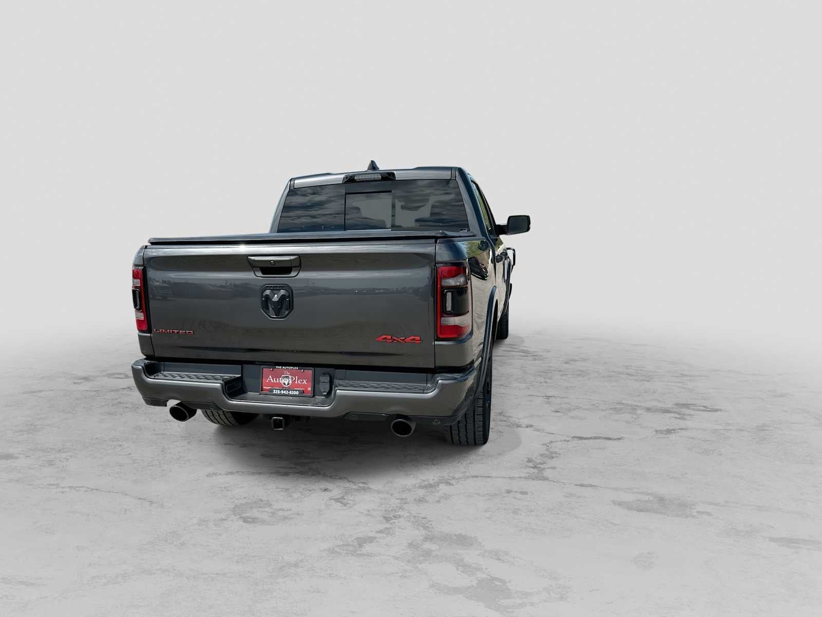 2022 RAM 1500 Limited Crew Cab 4x4 5'7' Box