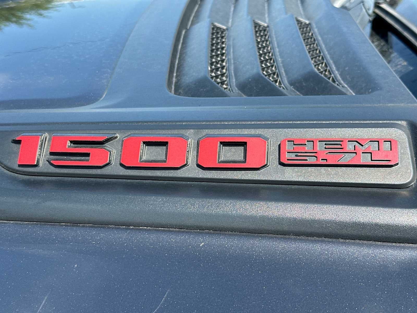 2022 RAM 1500 Limited Crew Cab 4x4 5'7' Box