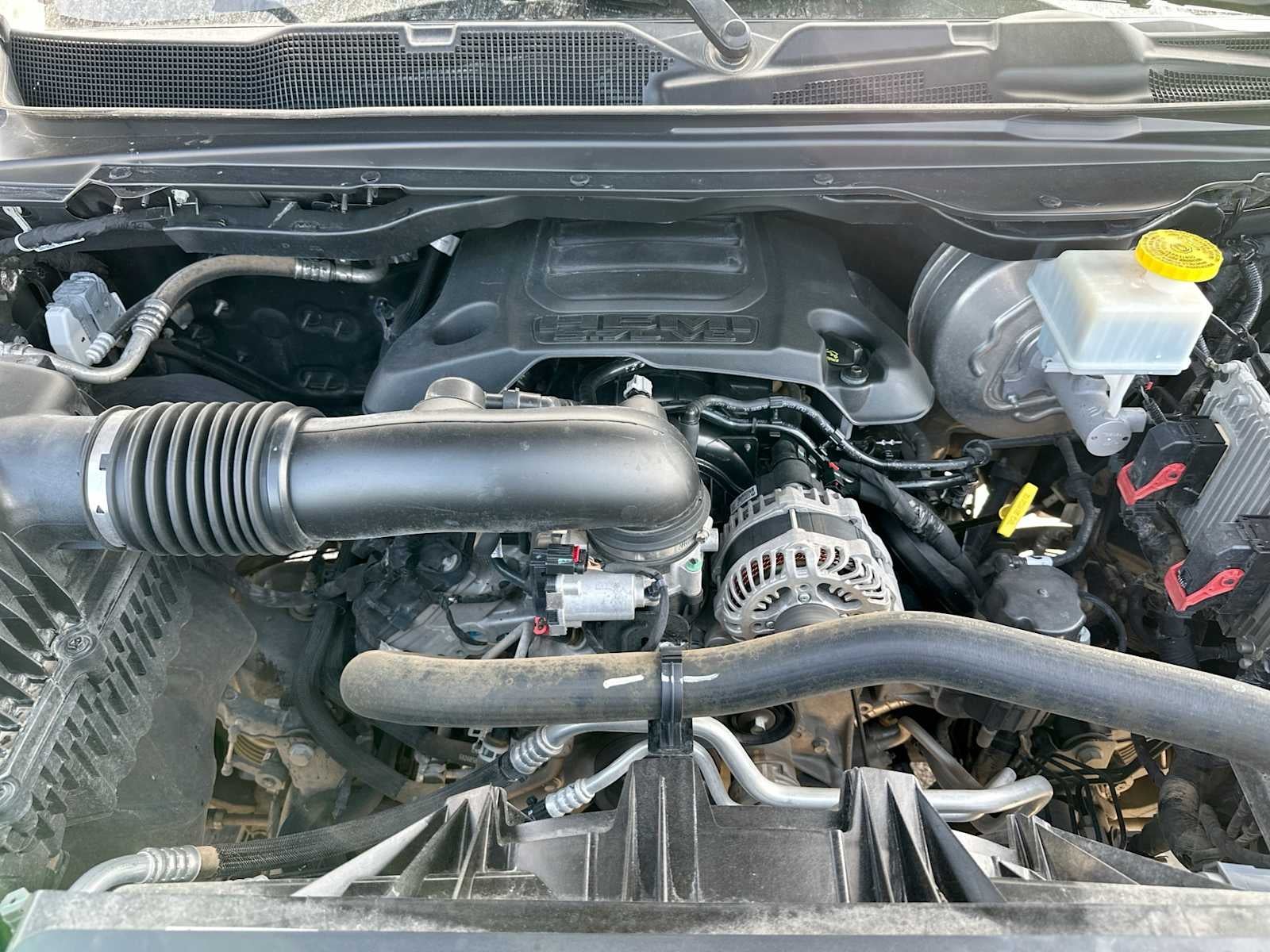 2022 RAM 1500 Limited Crew Cab 4x4 5'7' Box