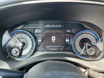 2022 RAM 1500 Limited Crew Cab 4x4 5'7' Box
