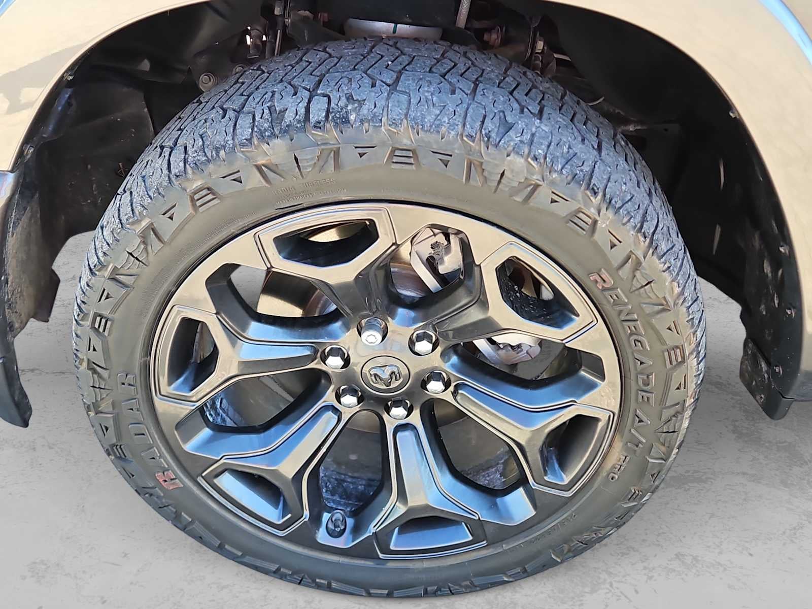 2022 RAM 1500 Limited Crew Cab 4x4 5'7' Box