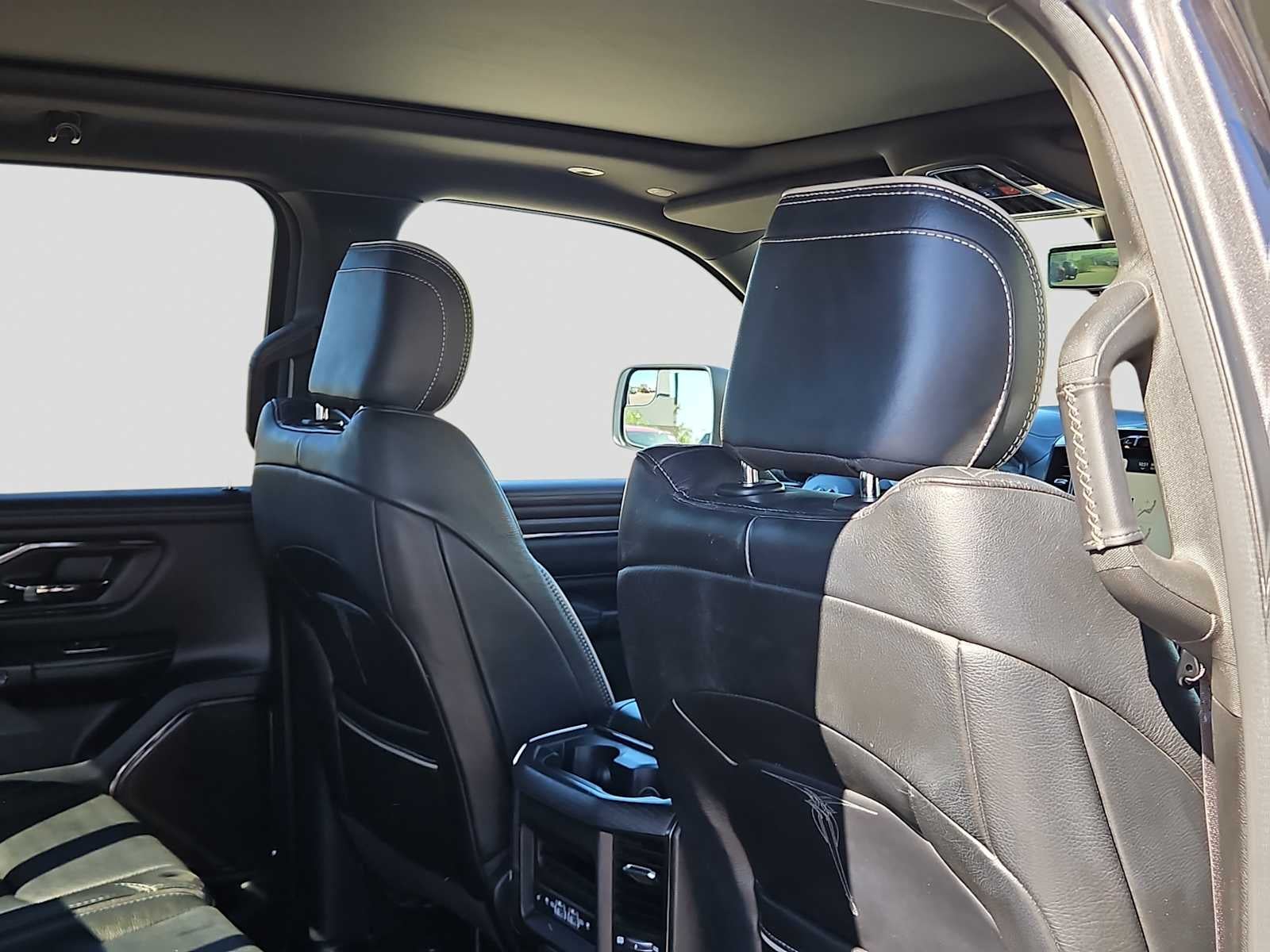 2022 RAM 1500 Limited Crew Cab 4x4 5'7' Box