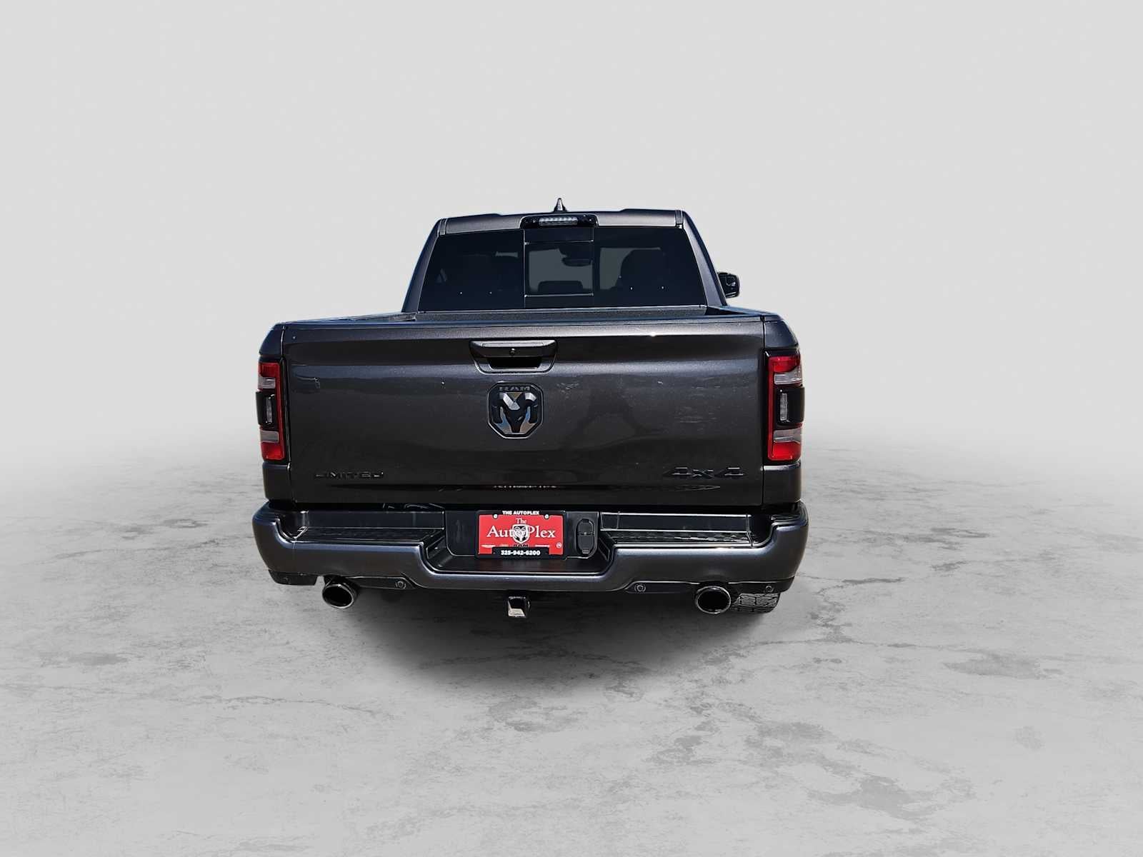 2022 RAM 1500 Limited Crew Cab 4x4 5'7' Box