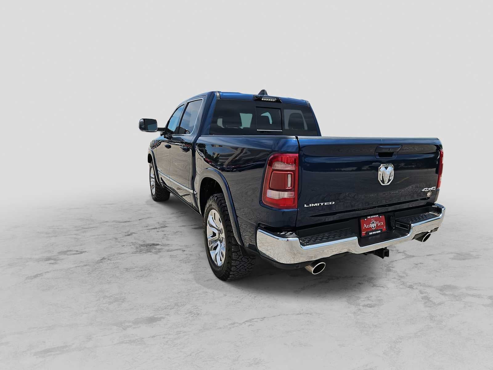 2023 RAM 1500 Limited Crew Cab 4x4 5'7' Box