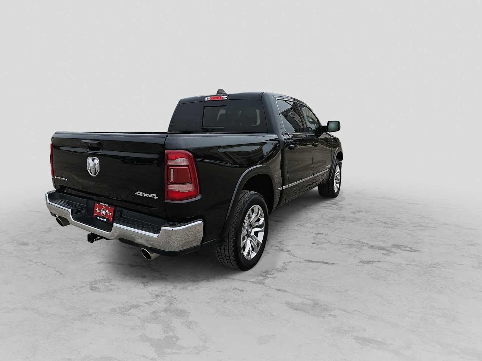 2024 RAM 1500 Limited Crew Cab 4x4 5'7' Box