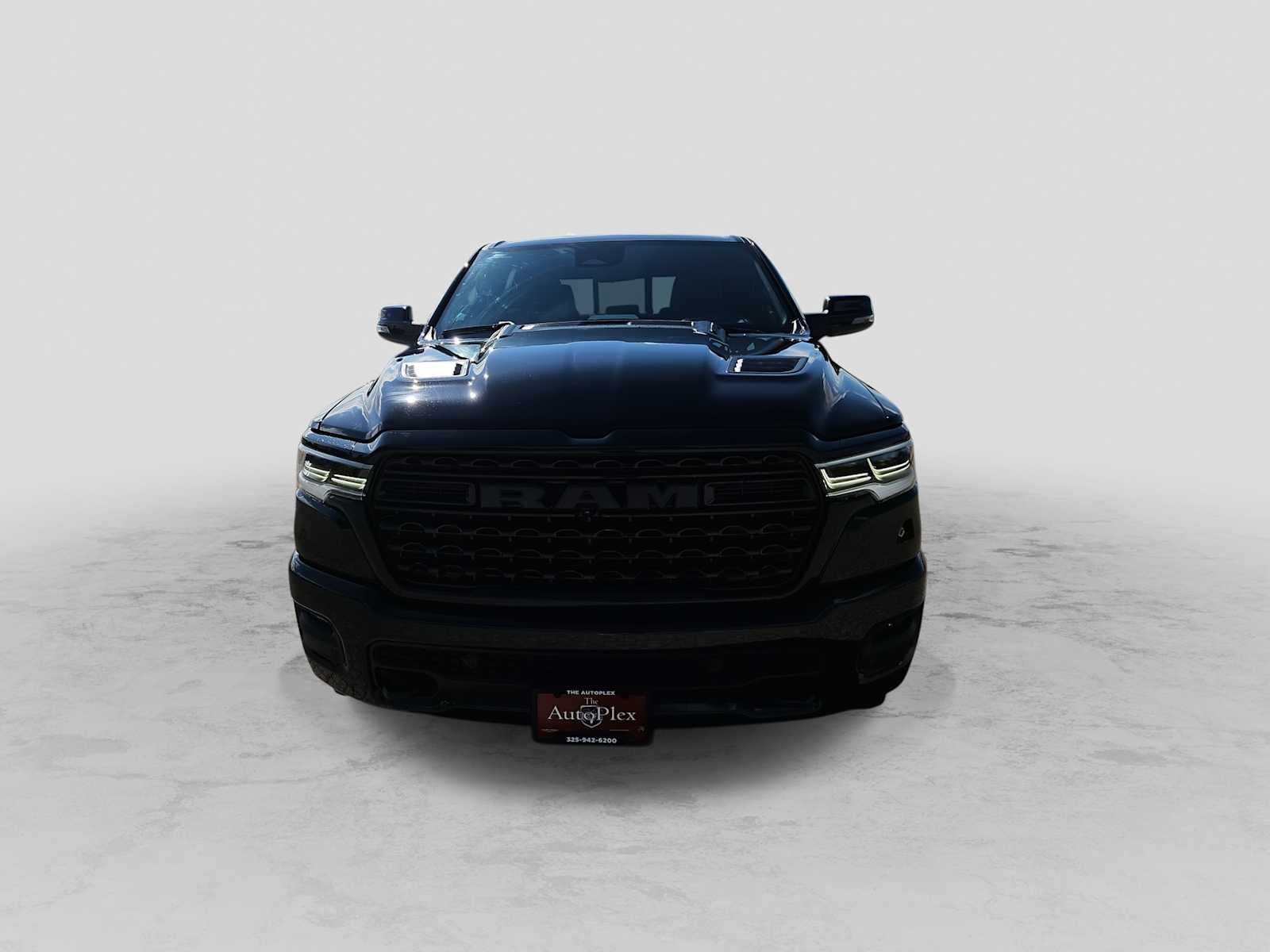 2026 RAM Ram 1500 RAM 1500 LIMITED CREW CAB 4X4 5'7' BOX