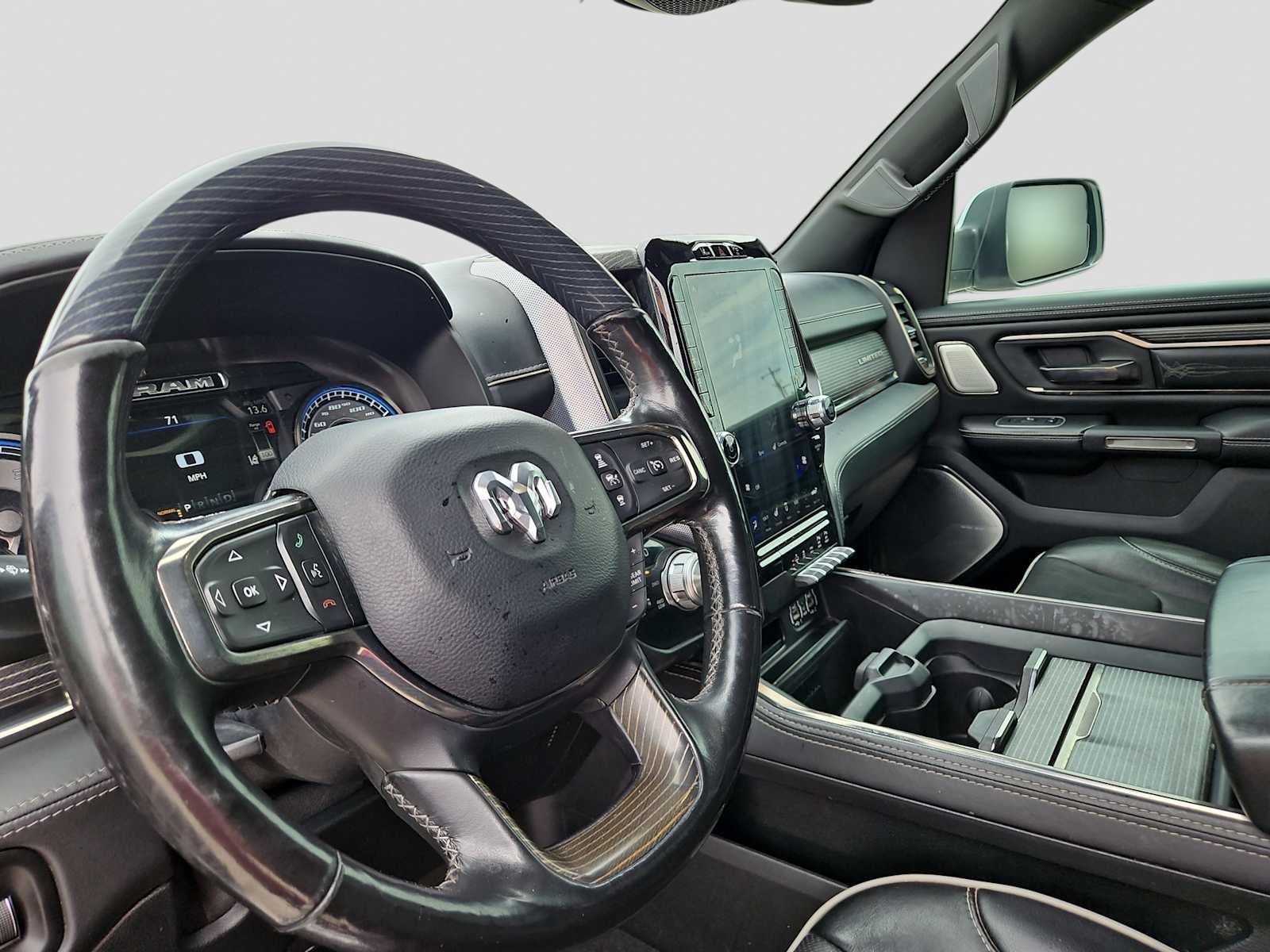 2020 RAM 1500 Limited Crew Cab 4x4 5'7' Box