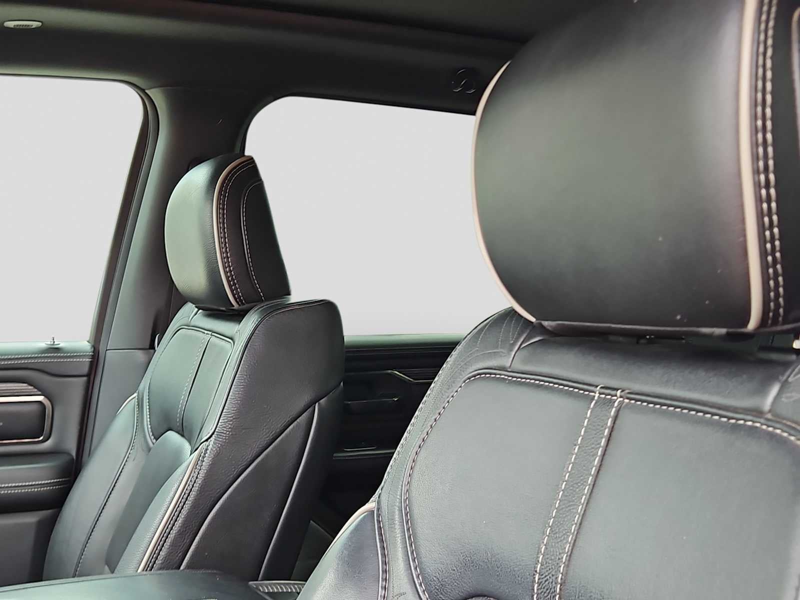 2020 RAM 1500 Limited Crew Cab 4x4 5'7' Box