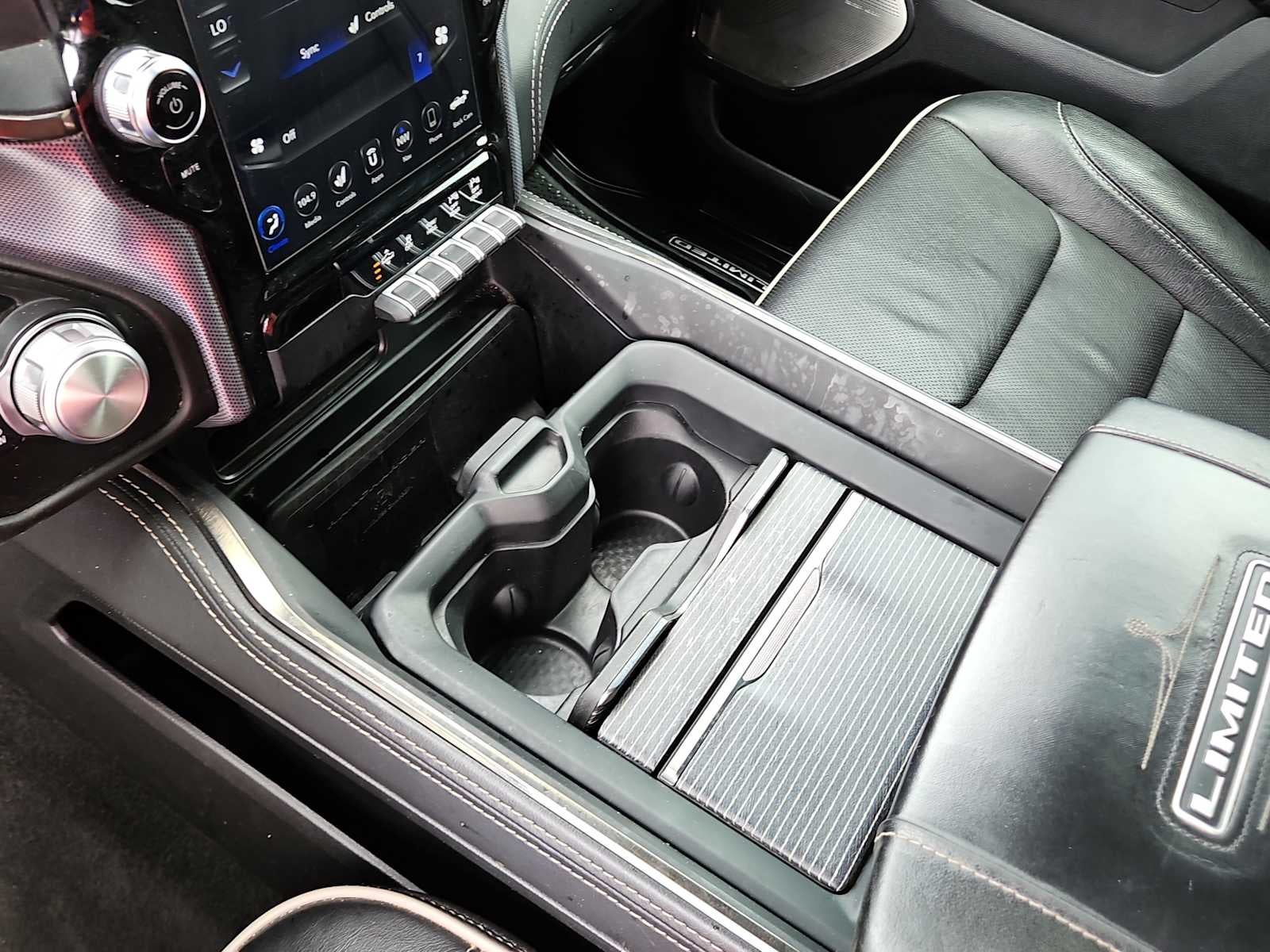 2020 RAM 1500 Limited Crew Cab 4x4 5'7' Box