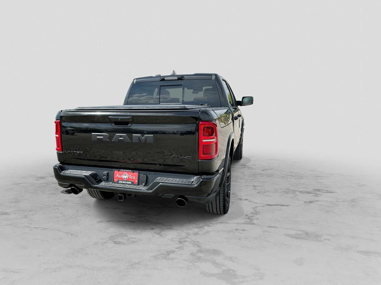 2027 RAM 1500 RAM 1500 LIMITED CREW CAB 4X4 5'7' BOX
