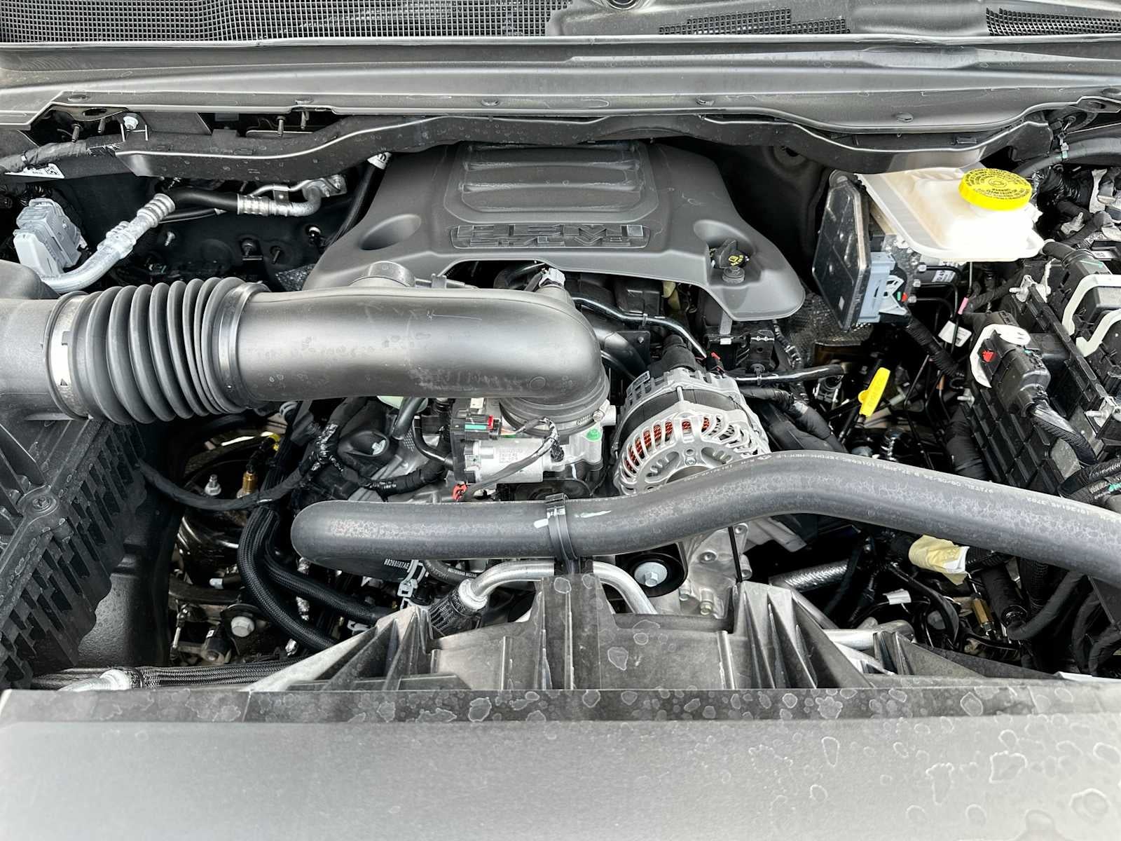 2027 RAM 1500 RAM 1500 LIMITED CREW CAB 4X4 5'7' BOX