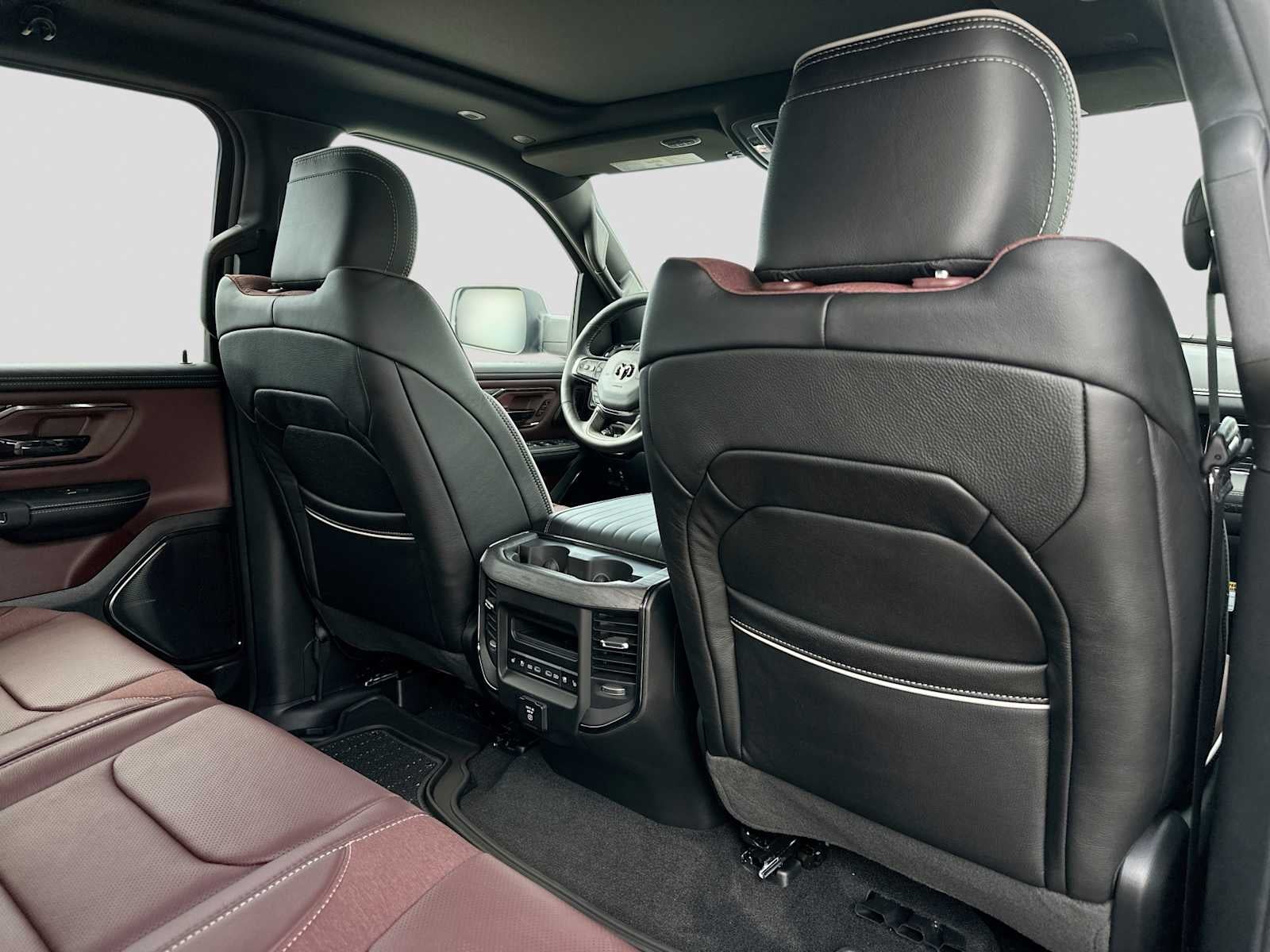 2027 RAM 1500 RAM 1500 LIMITED CREW CAB 4X4 5'7' BOX
