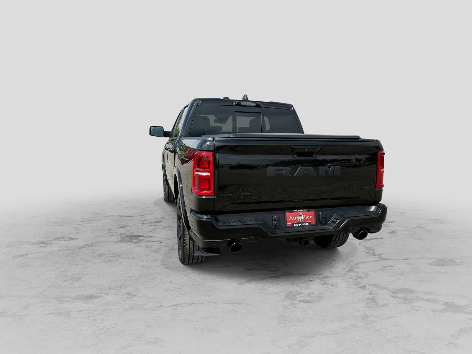 2027 RAM 1500 RAM 1500 LIMITED CREW CAB 4X4 5'7' BOX