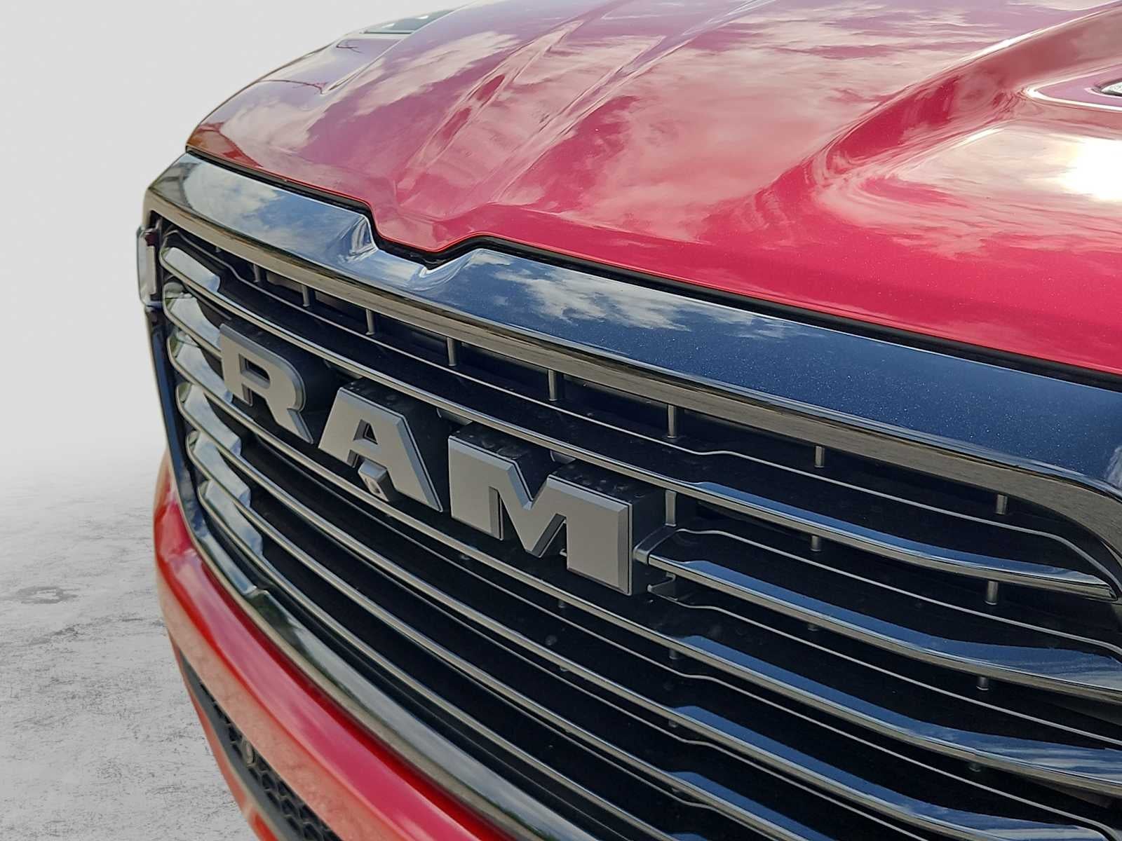 2026 RAM 1500 RAM 1500 LARAMIE CREW CAB 4X4 5'7' BOX